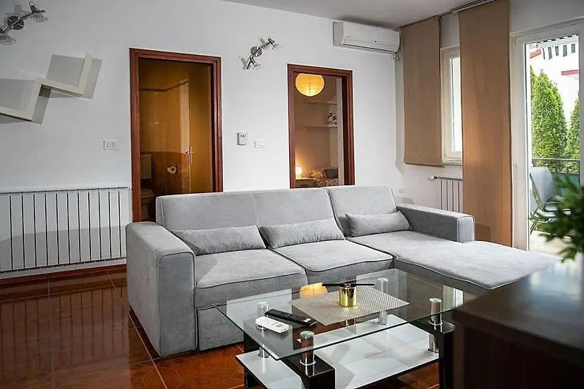 Apartment Orbanic location